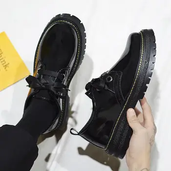 Осенняя мужская обувь Дышащая Новая модная обувь 2023 года Мужская обувь Black Board Британская мужская повседневная кожаная обувь